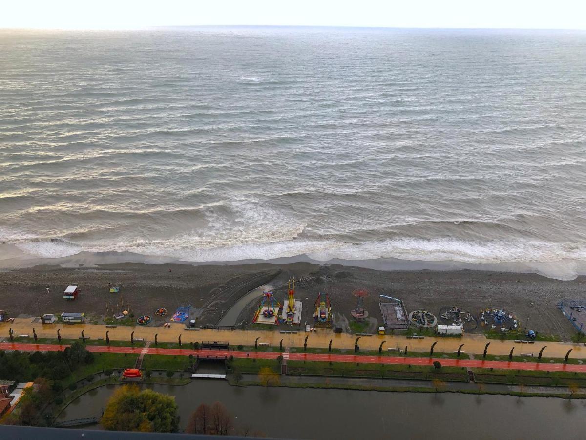 Orbi City Batumi Exterior photo